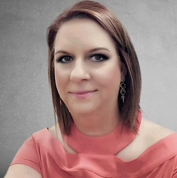 Meet your Posher, Regena - Picture 2 of 2